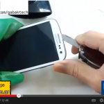 Cambiar el cristal roto de la pantalla de un Samsung Galaxy S3 por menos de 15€.
